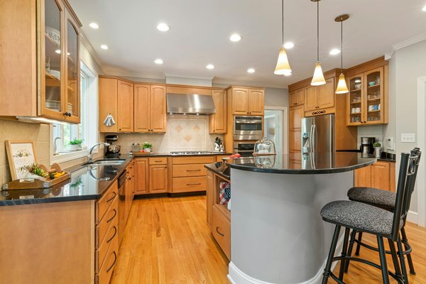 The Definitive Handbook for Effortlessly Relocating a Large Greenhouse Across the UK: Professional Advice and Strategies